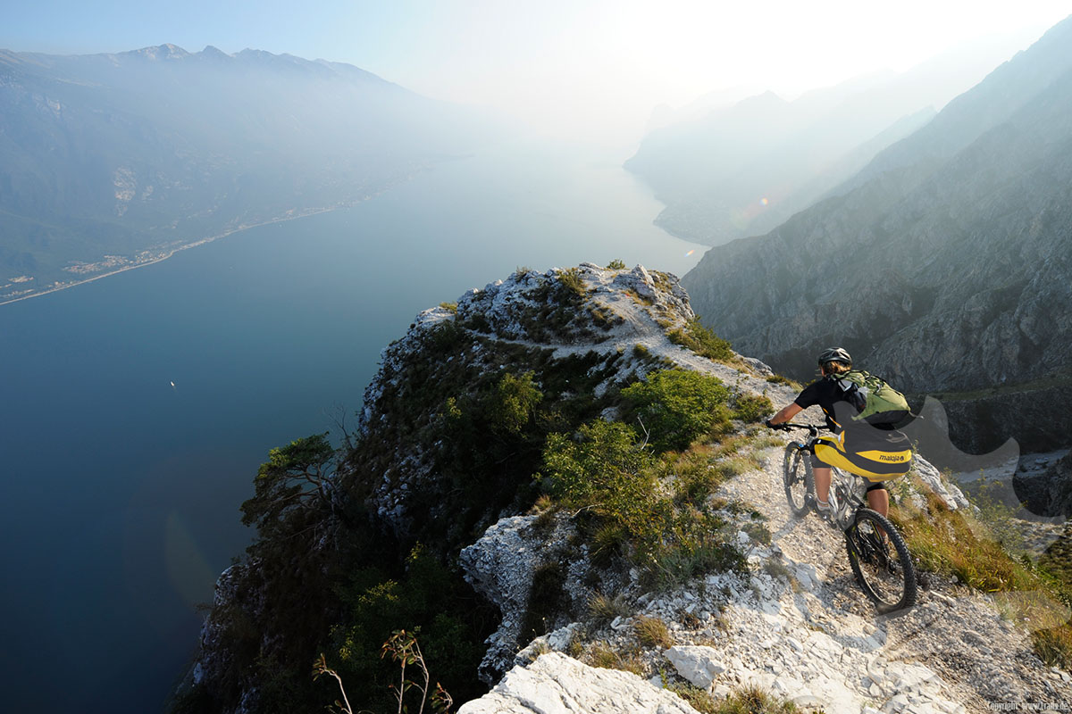 Tremalzo und Mountainbike eine ewige Liebe Tremalzo, der Mountainbike Klassiker am Gardasee